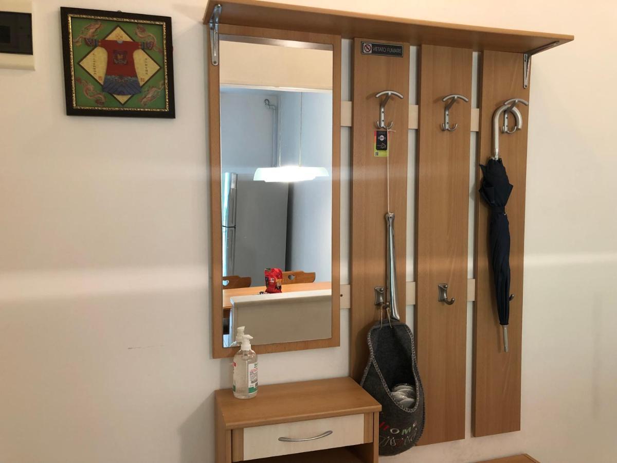 Guesthouse Gigli 2 - Free Tourist Card & Car Parking - No Trucks Bolzano Ngoại thất bức ảnh